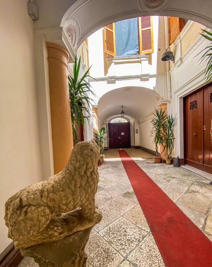D'Angio Rooms-Manfredi Homes&Villas Манфредония Экстерьер фото