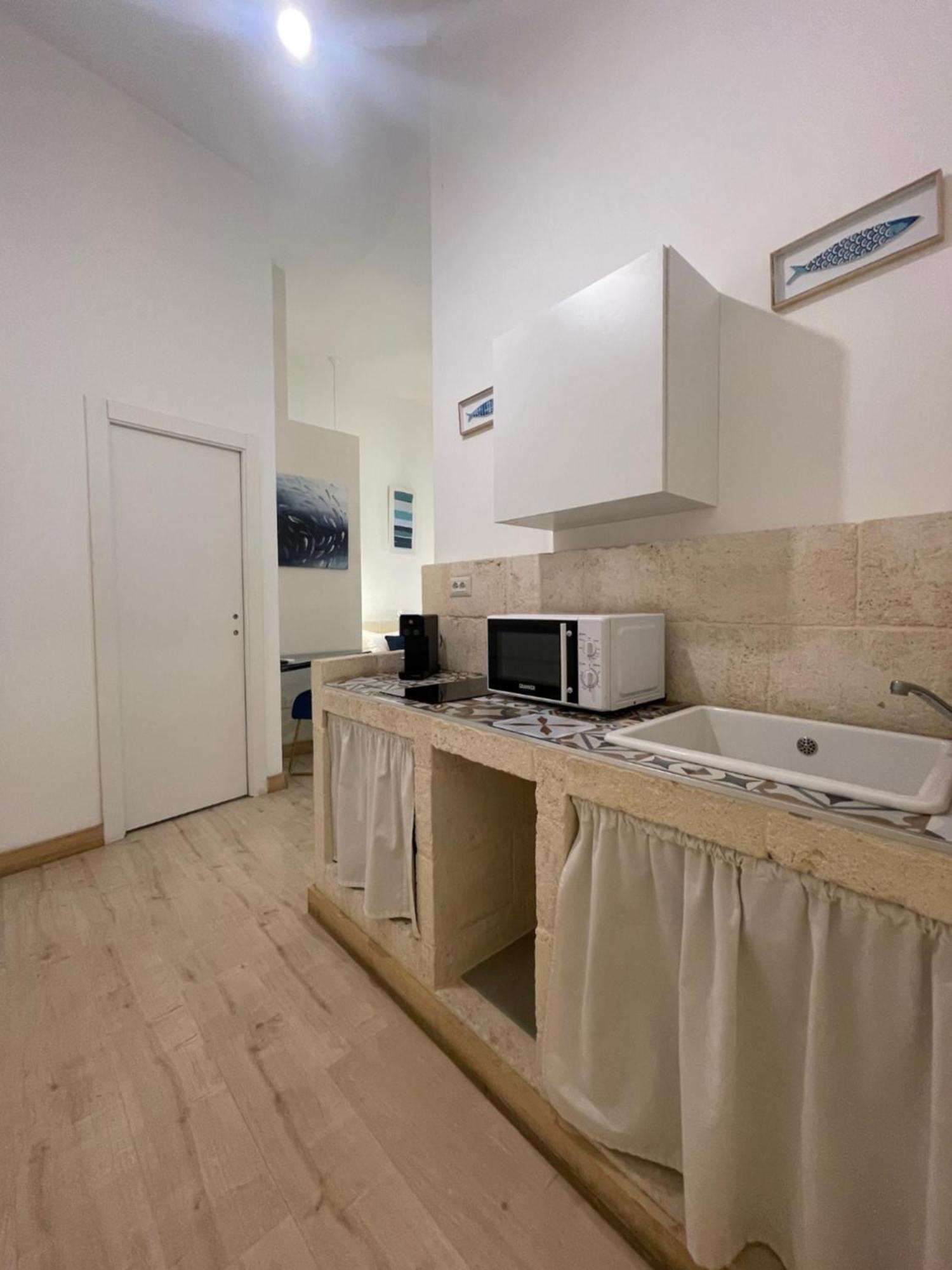 D'Angio Rooms-Manfredi Homes&Villas Манфредония Экстерьер фото