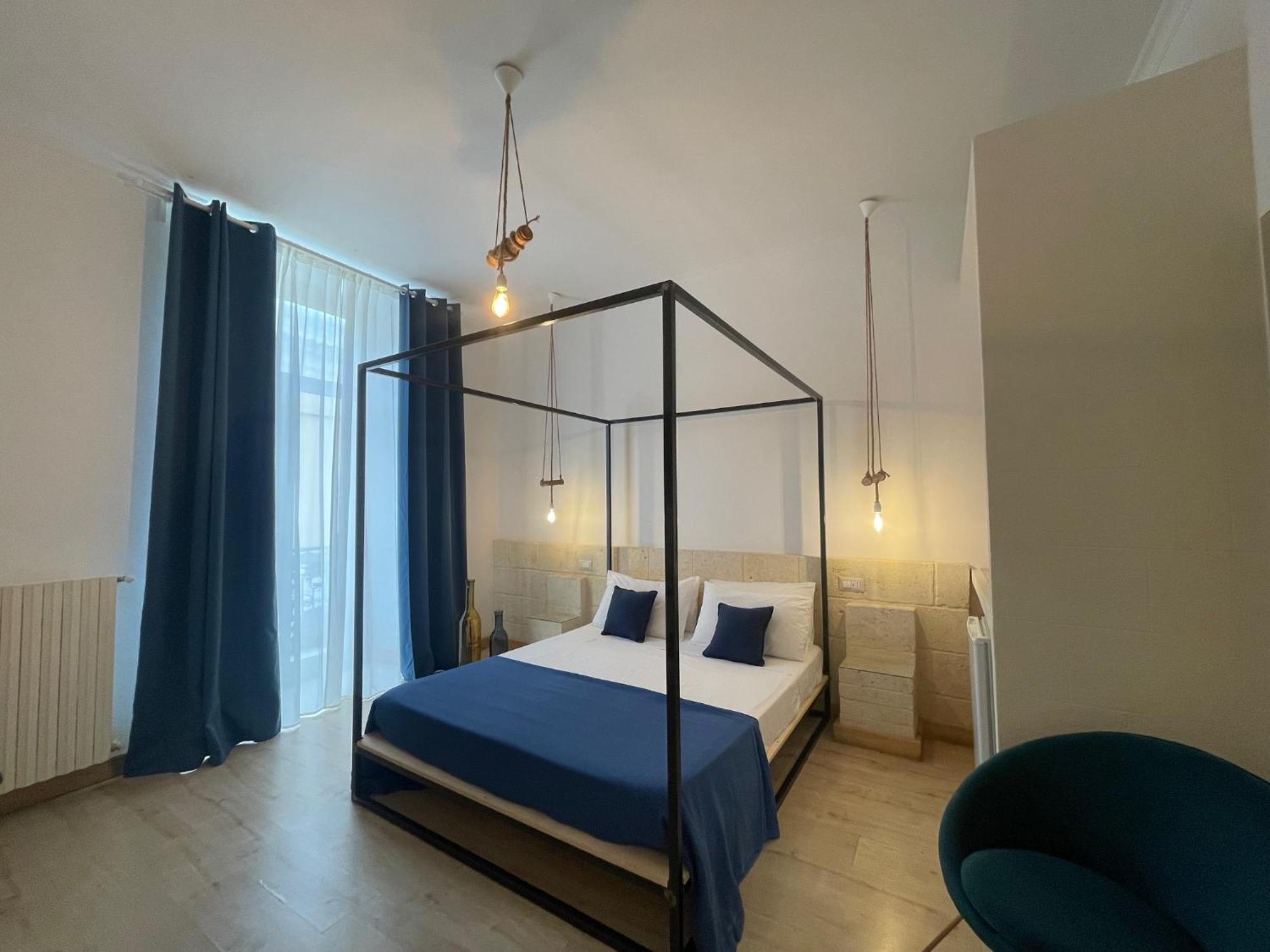 D'Angio Rooms-Manfredi Homes&Villas Манфредония Экстерьер фото