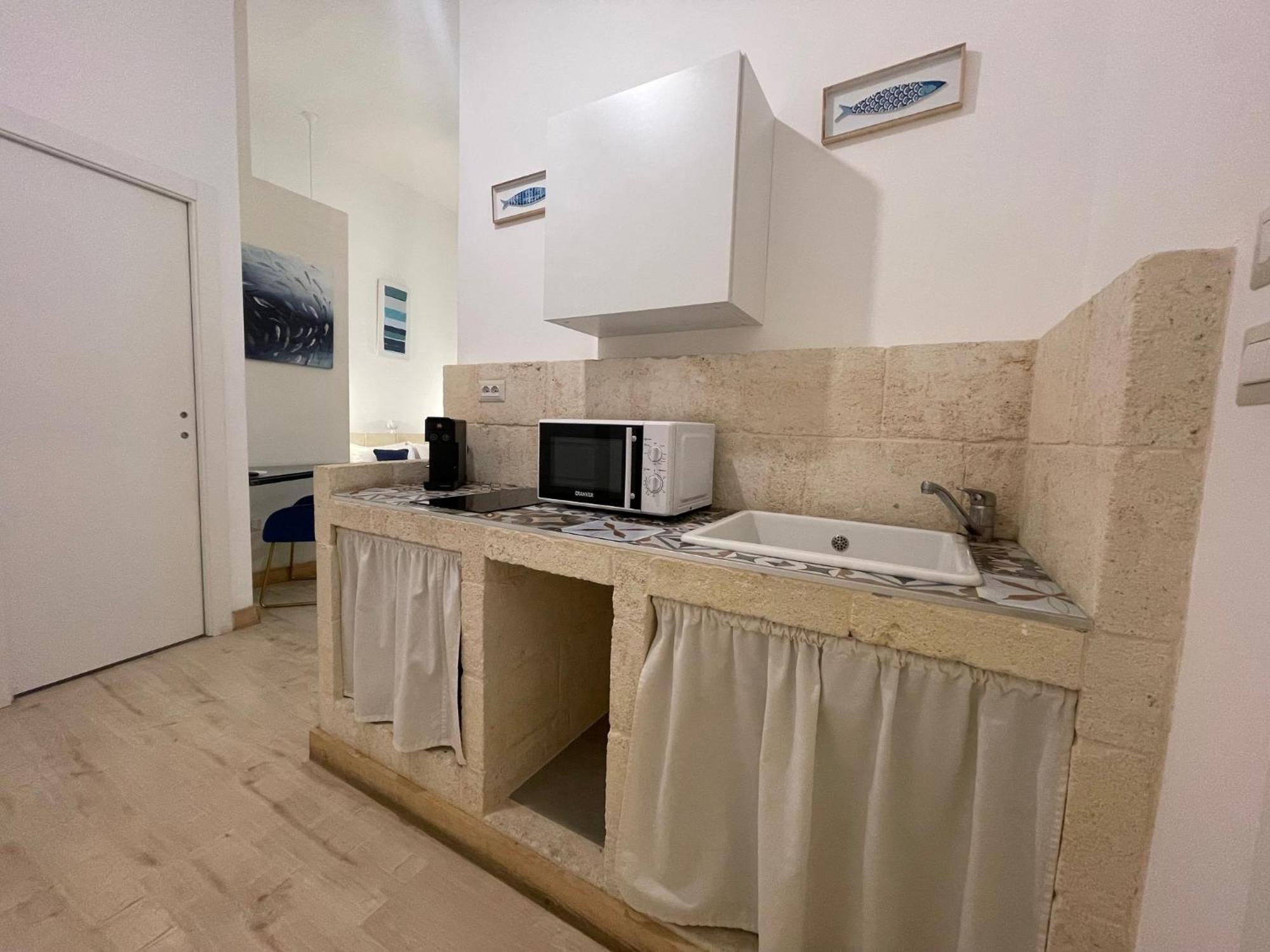 D'Angio Rooms-Manfredi Homes&Villas Манфредония Экстерьер фото