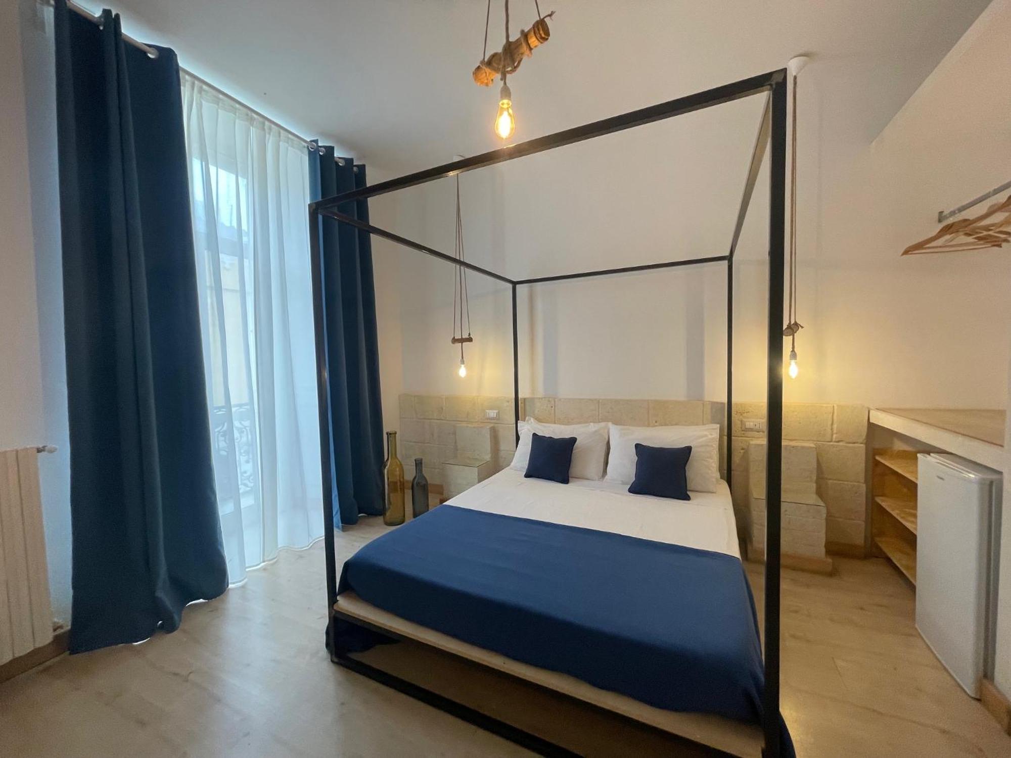 D'Angio Rooms-Manfredi Homes&Villas Манфредония Экстерьер фото