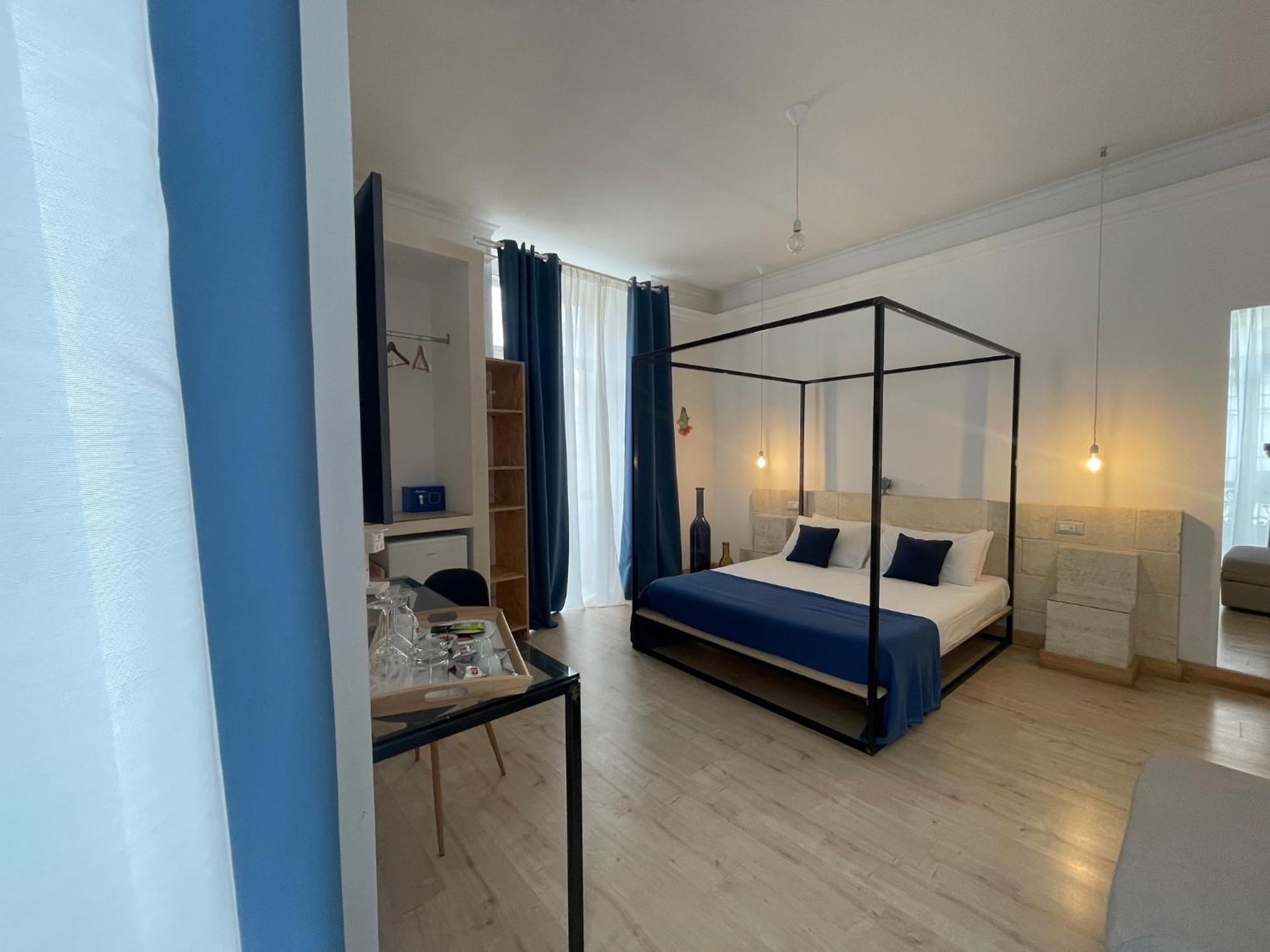 D'Angio Rooms-Manfredi Homes&Villas Манфредония Экстерьер фото