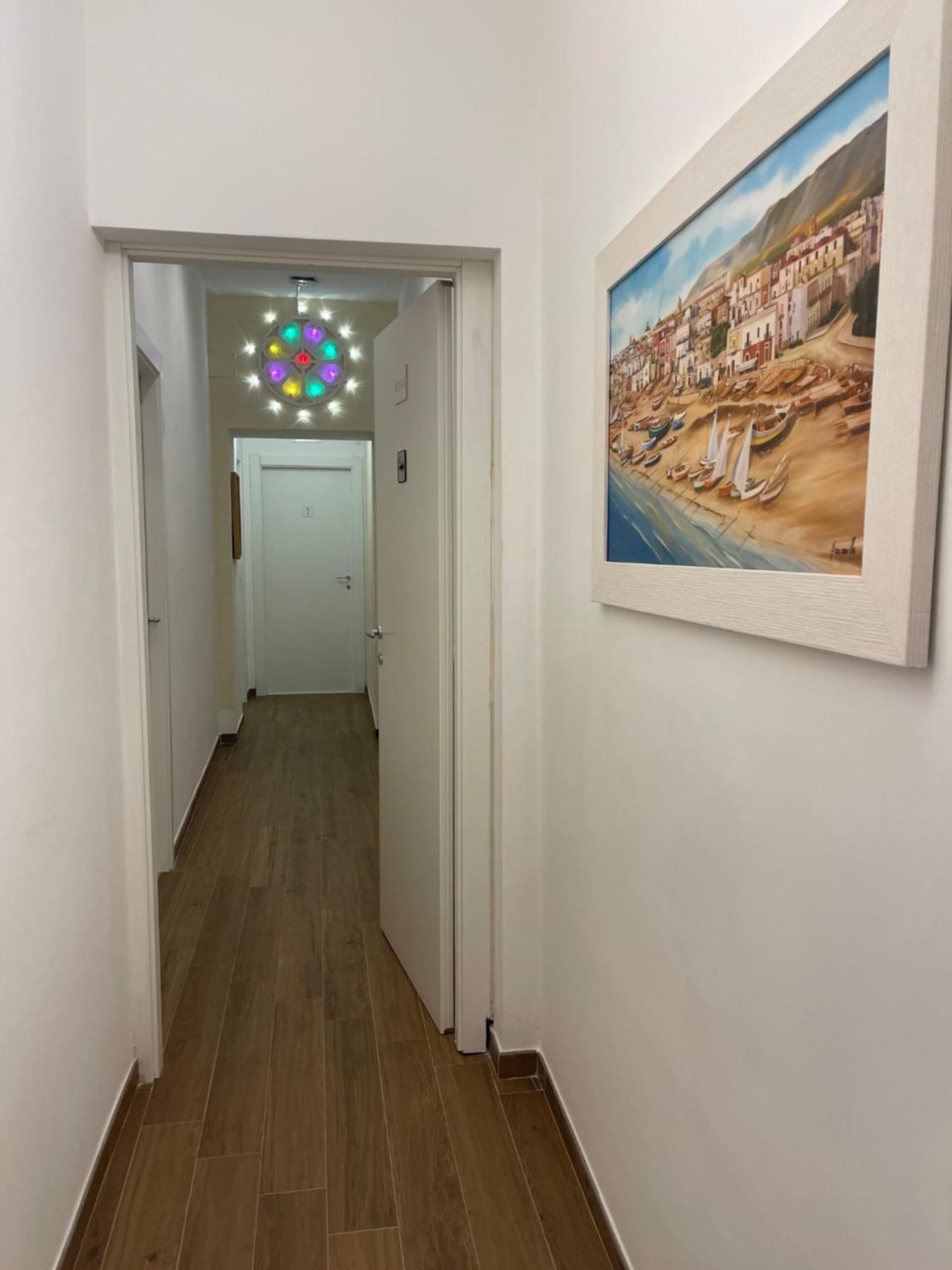 D'Angio Rooms-Manfredi Homes&Villas Манфредония Экстерьер фото